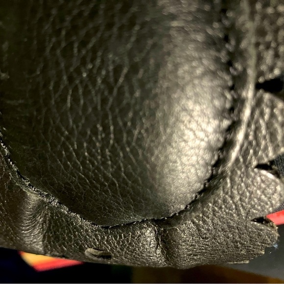 Leather Cutout Wide Belt Black Scalloped Wavy Circular Buckle Sz 34 L - Picture 5 of 8